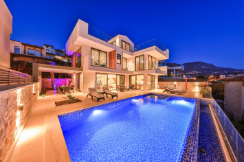 6 bedroom Kalkan villa