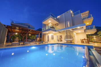 5 bedroom Kalkan villa for holiday rental