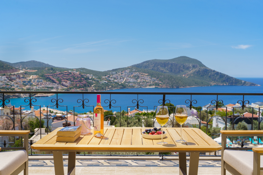 4 bedroom villa in Kalkan for holiday rental
