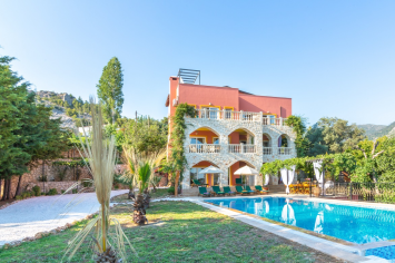 6 bedroom holiday villa in Islamlar, close to Kalkan