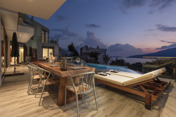 4 bedroom villa with pool for holiday rental in Kalkan