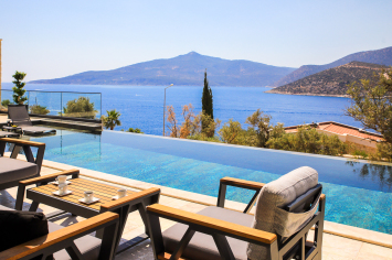 4 bedroom villa in Kalkan for holiday rental