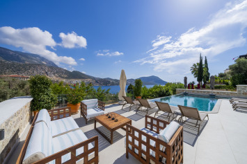 5 bedroom holiday villa in kalkan
