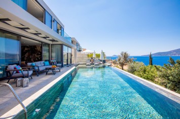 5 bedroom Kalkan villa for rental