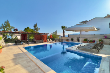 5 bedroom villa in Kalkan for holiday rental