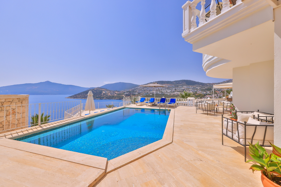 5 bedroom villa in Kalkan for holiday rental