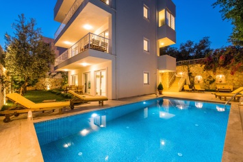 7 bedroom villa in Kalkan for holiday rental