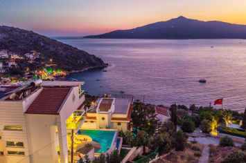 4 bedroom holiday villa in Kalkan