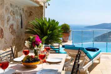 4 bedroom villa in Kalkan for holiday rental