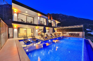 4 bedroom villa in Kalkan for holiday rental
