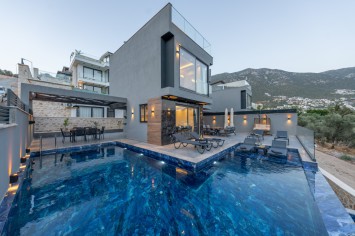 4 bedroom villa in Kalkan, Turkey