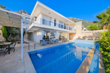 4 bedroom villa in Kalkan, Turkey for holiday rental