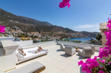 5 bedroom villa with pool for holiday rental in Kalkan